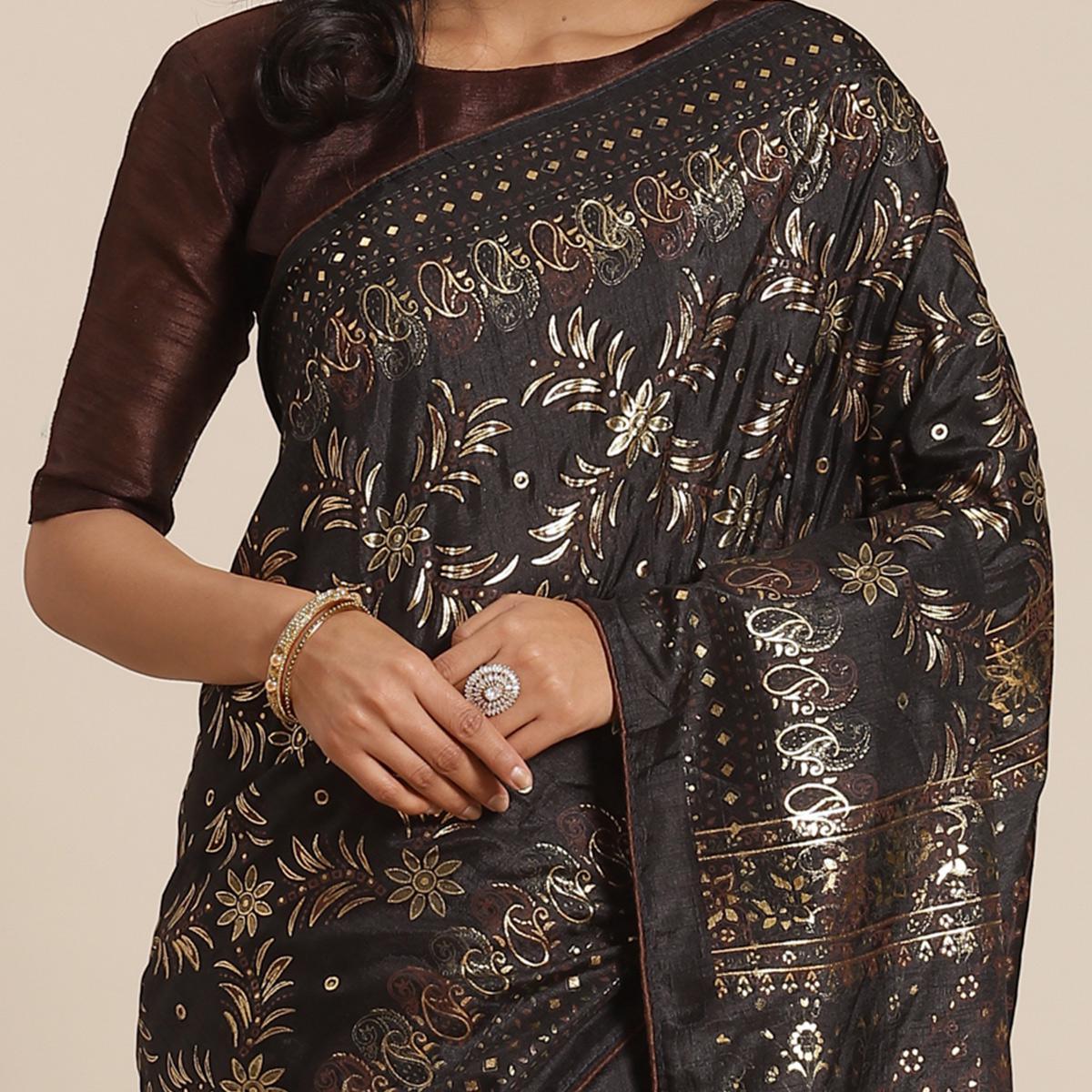 Entrancing Black Colored Casual Wear Printed Silk Blend Saree - Peachmode