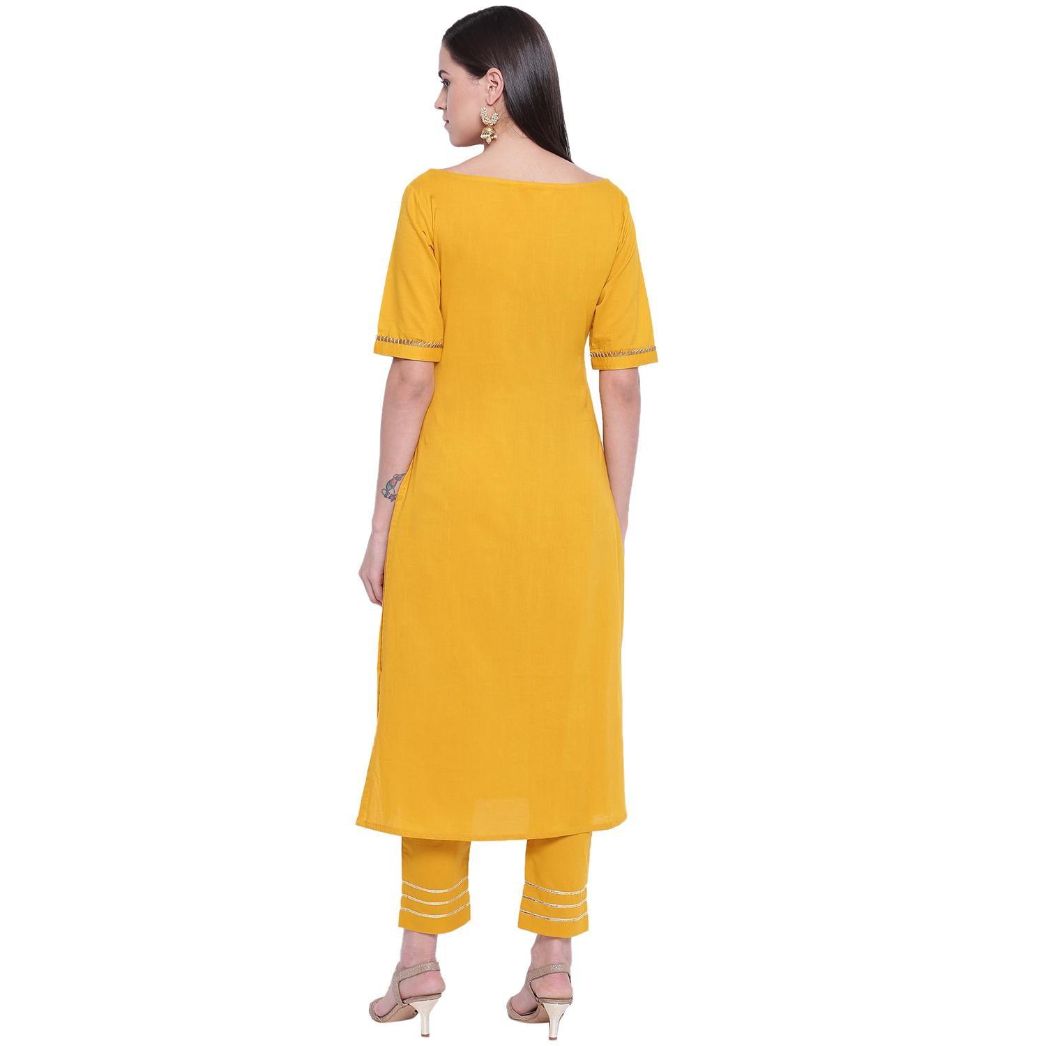 Fabnest - Yellow Colored Casual Wear Gota Work Cotton Kurti Pant Set - Peachmode