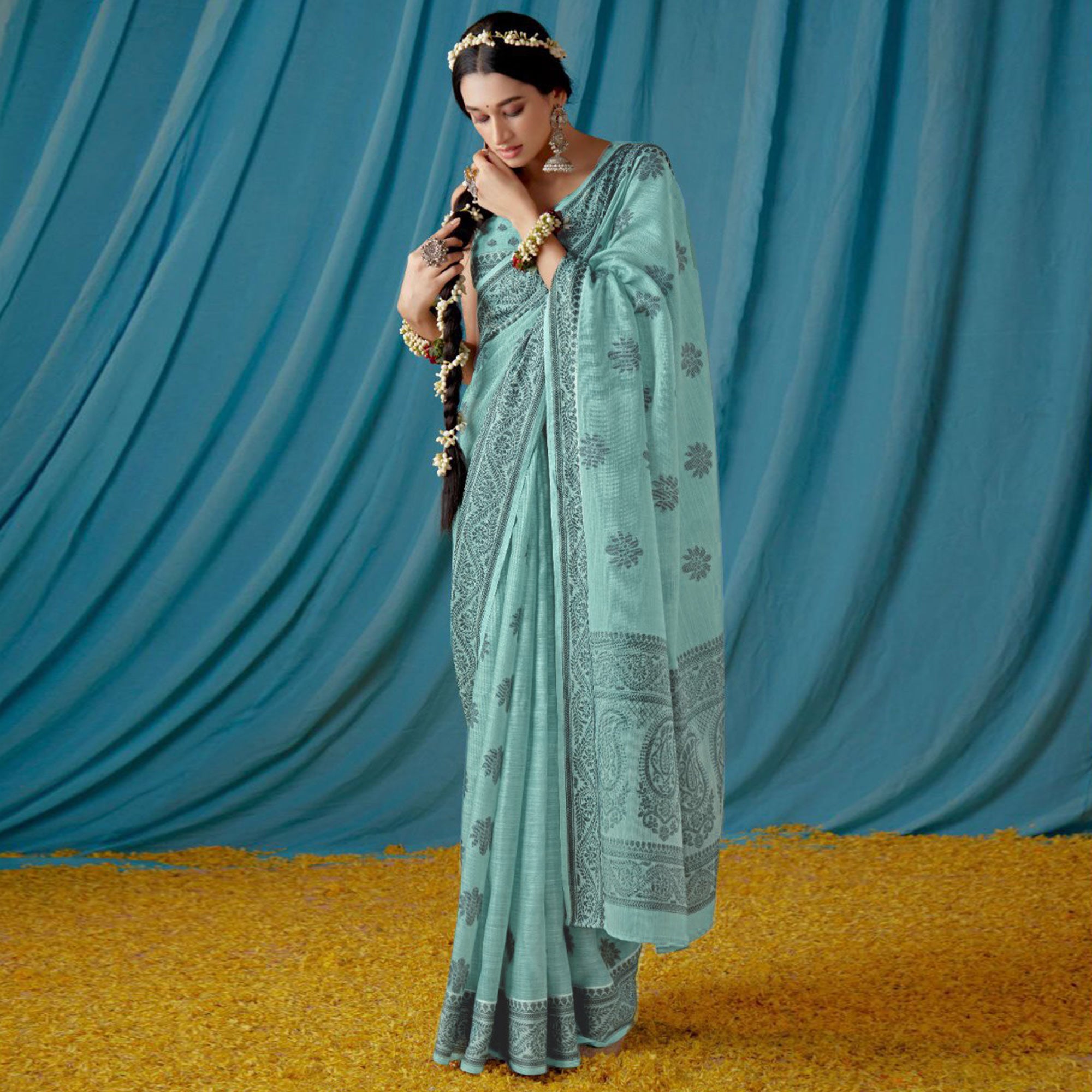 Rama Green Thread Woven Cotton Silk Saree