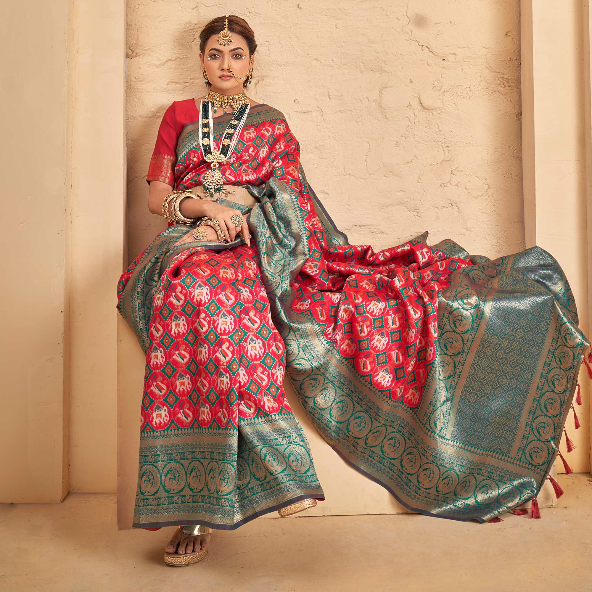 SHT-ANANDI-PATOLA-D