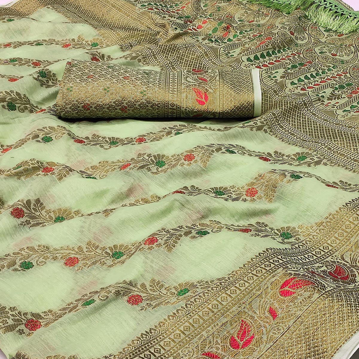 Green Woven Cotton Blend Saree With Tassels