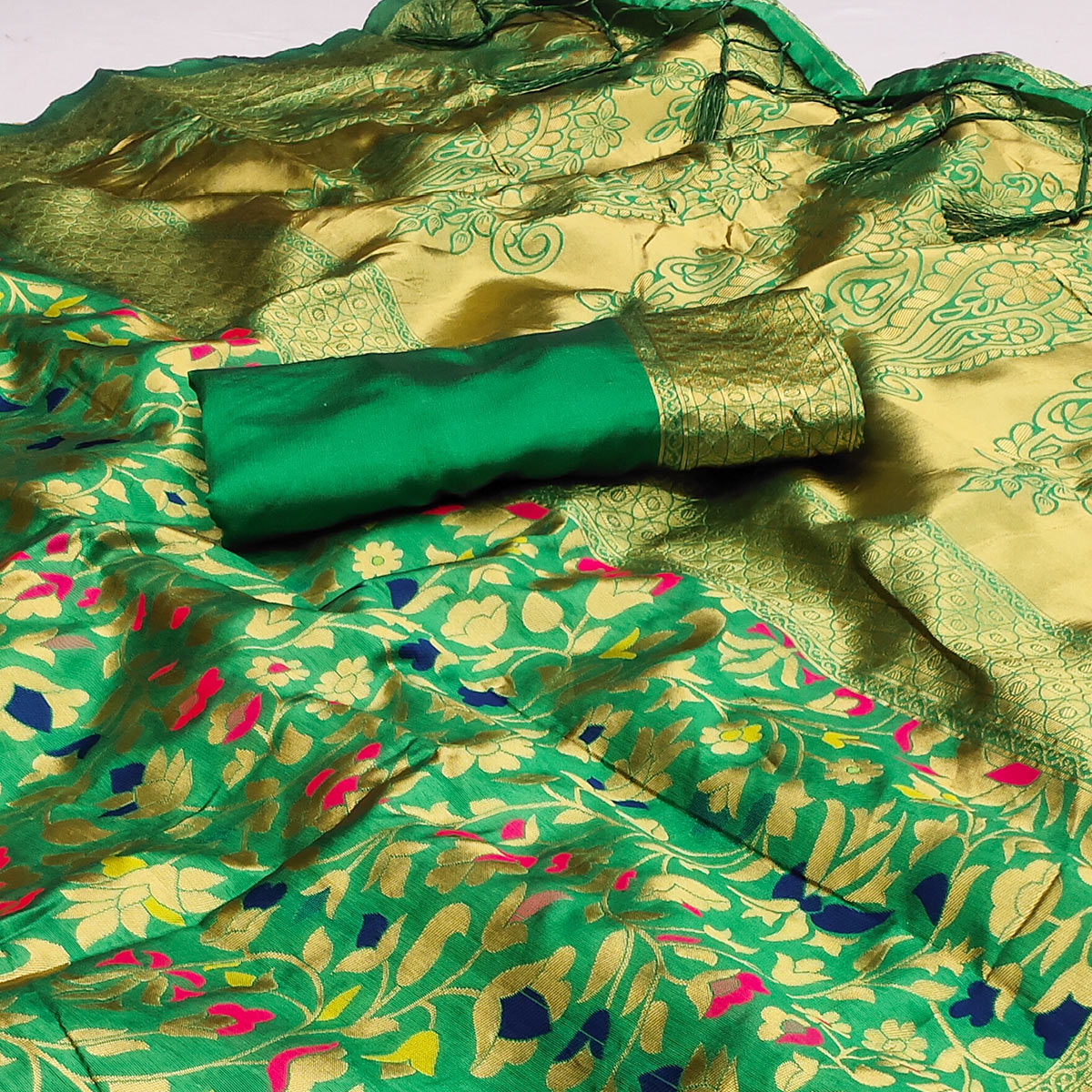 Green Floral Woven Art Silk Saree