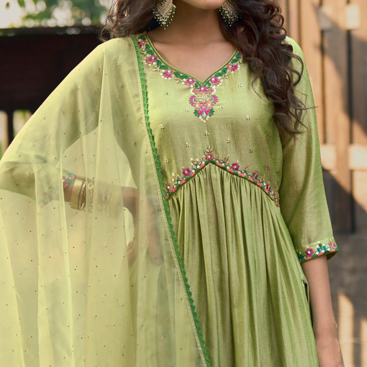 Green Floral Embroidered Art Silk Naira Cut Suit