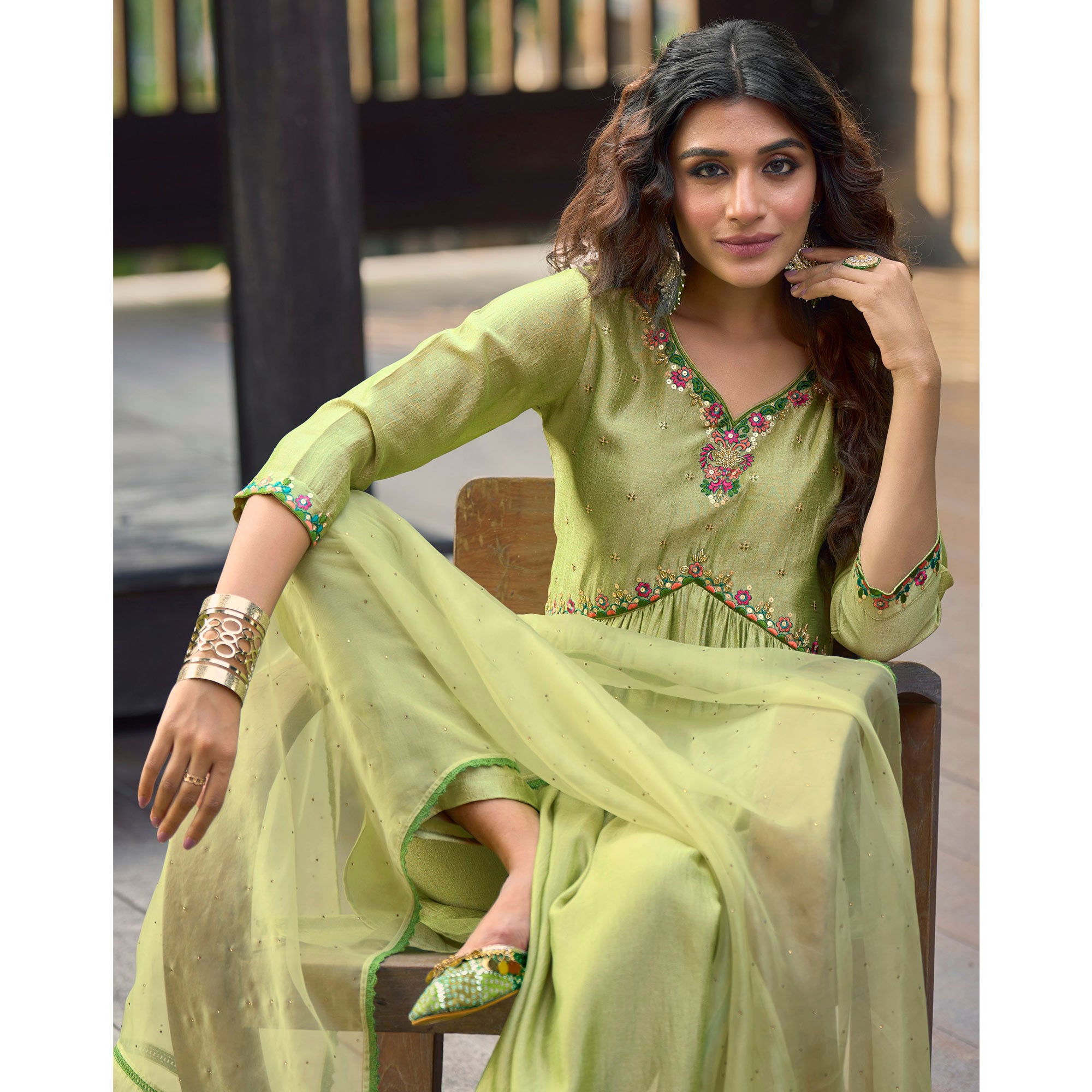 Green Floral Embroidered Art Silk Naira Cut Suit