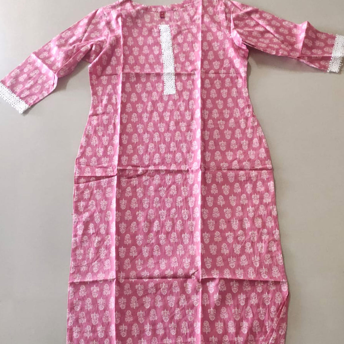 AARD-SIGNORIA-1604-PINK