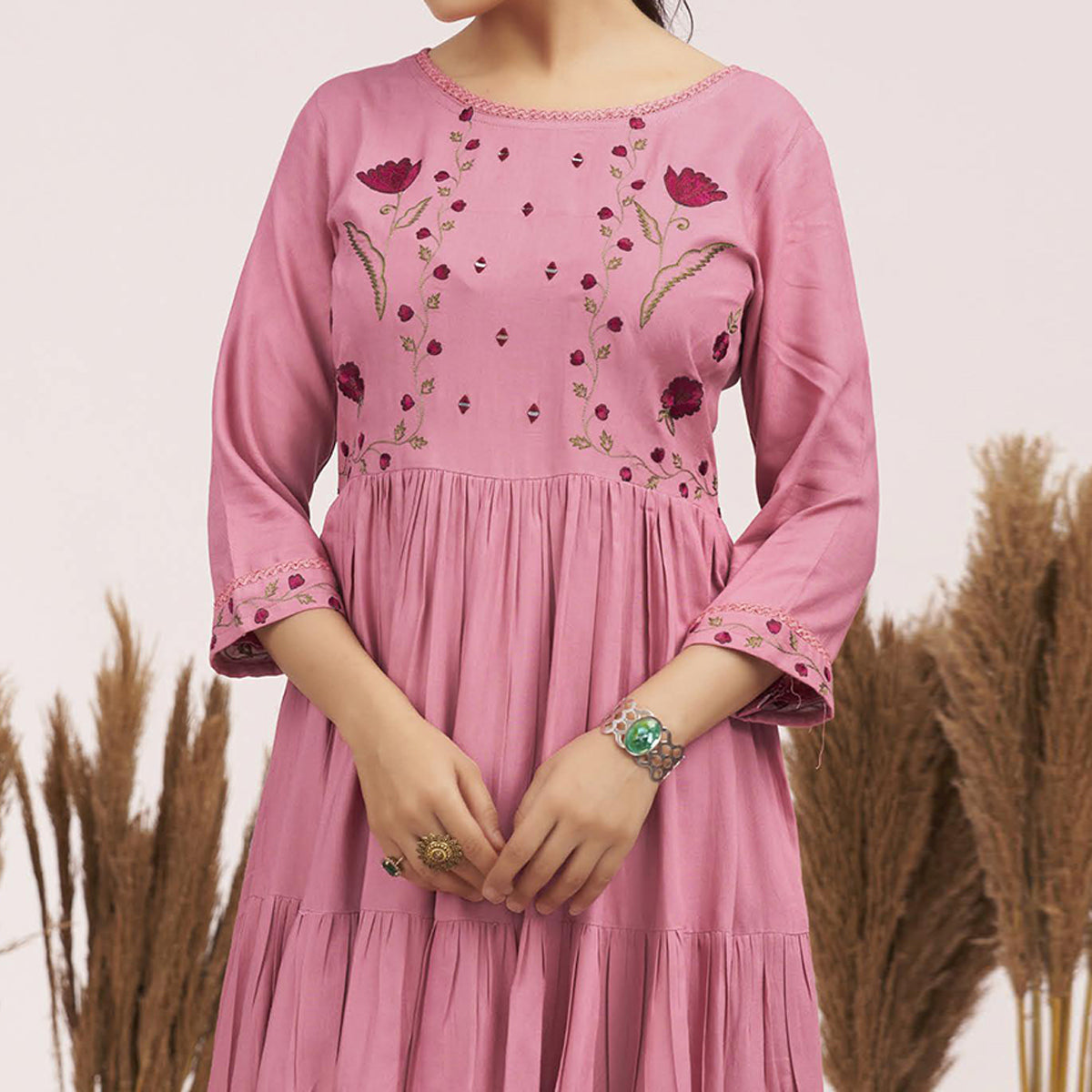 AARD-CONCH-1635-PINK