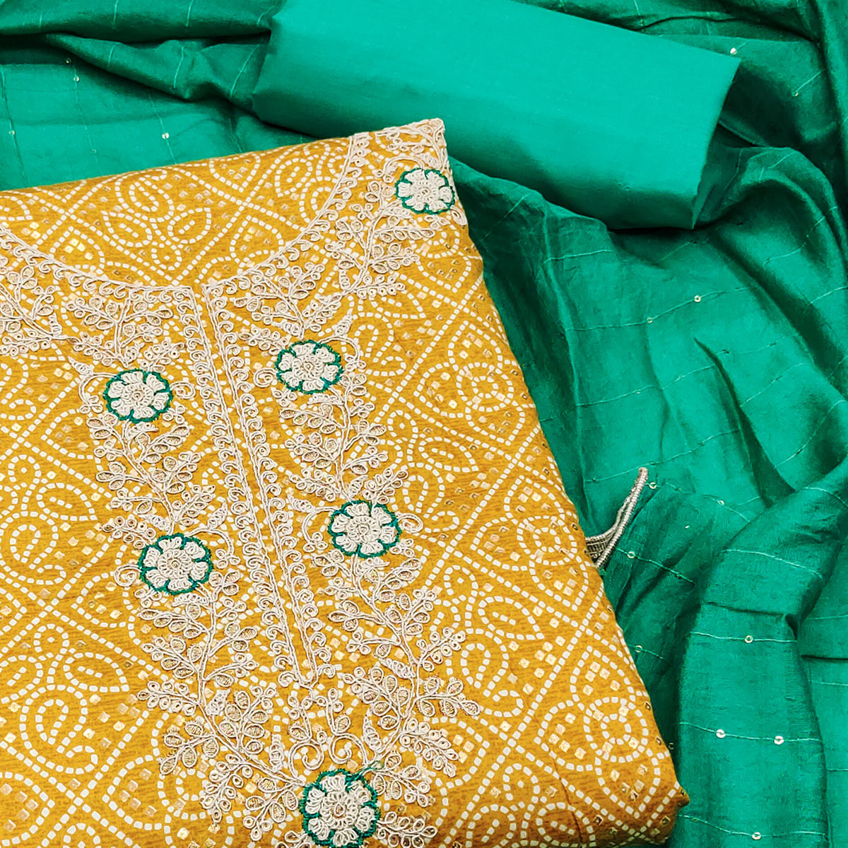 PDM-ANUSHKA-6077-YELOW