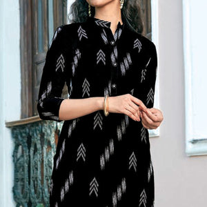 Black Ikkat Printed Cotton Blend Kurti