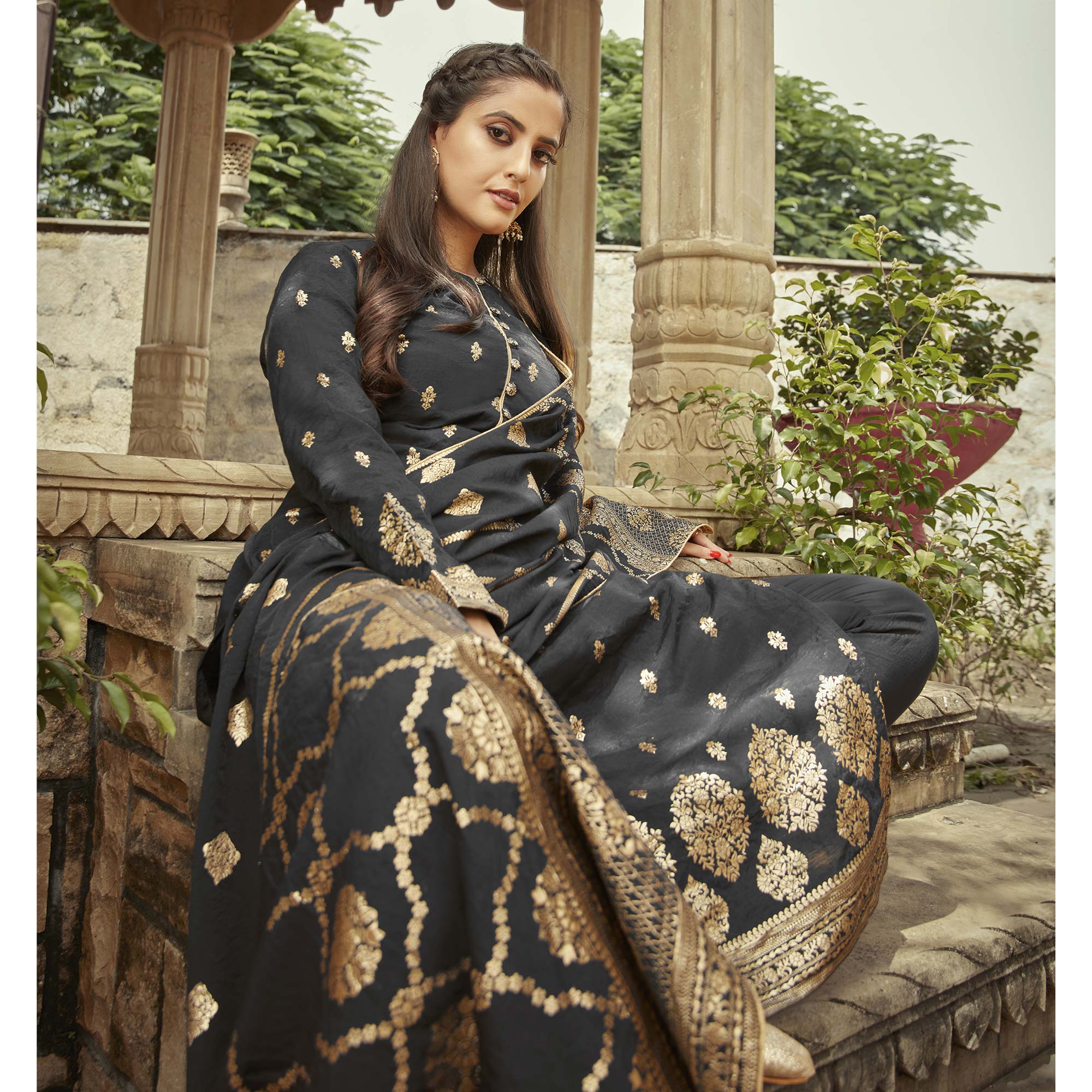 Black Woven Viscose Kurti With Dupatta