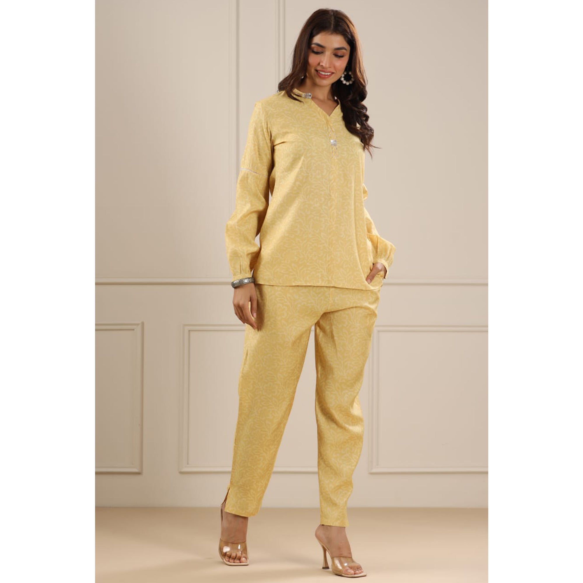 AARD-MHRN-1658-YELLOW