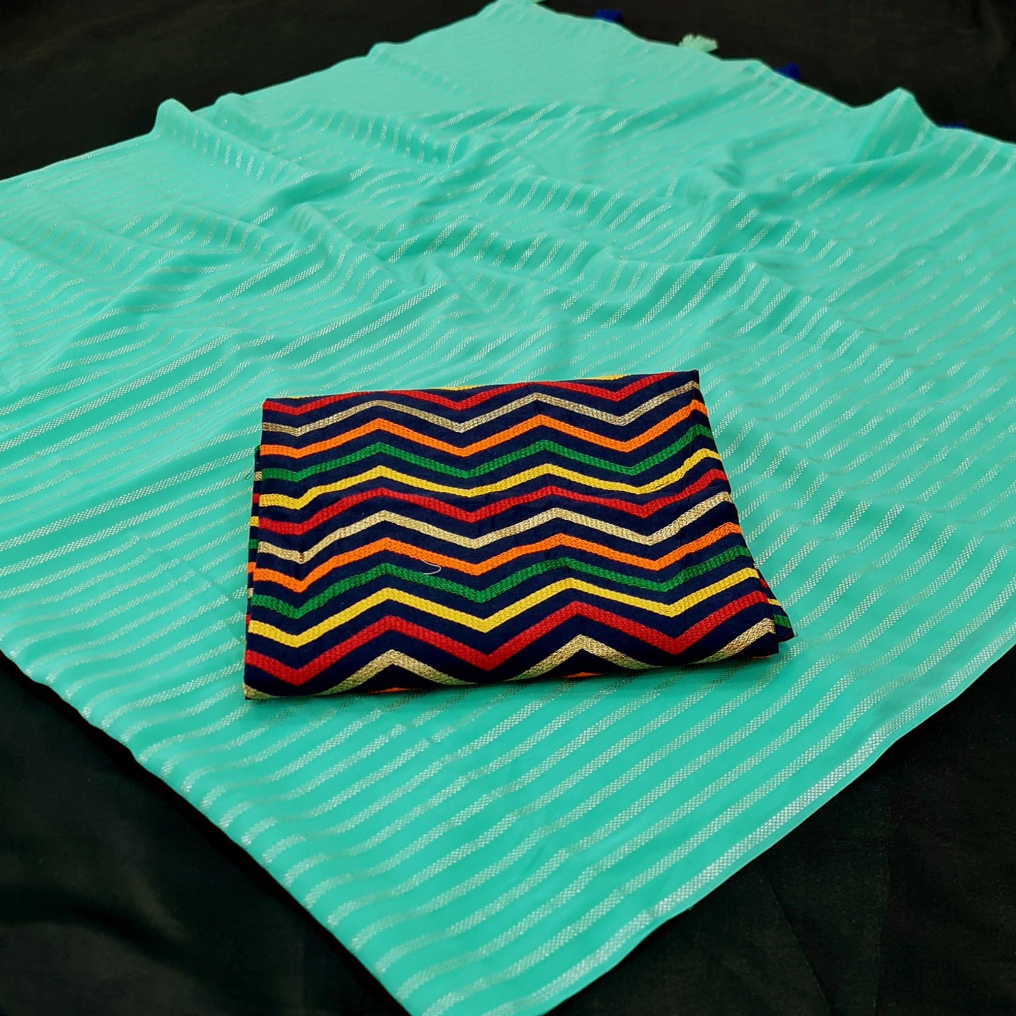 HELFAB-GULABO-TURQUOISE