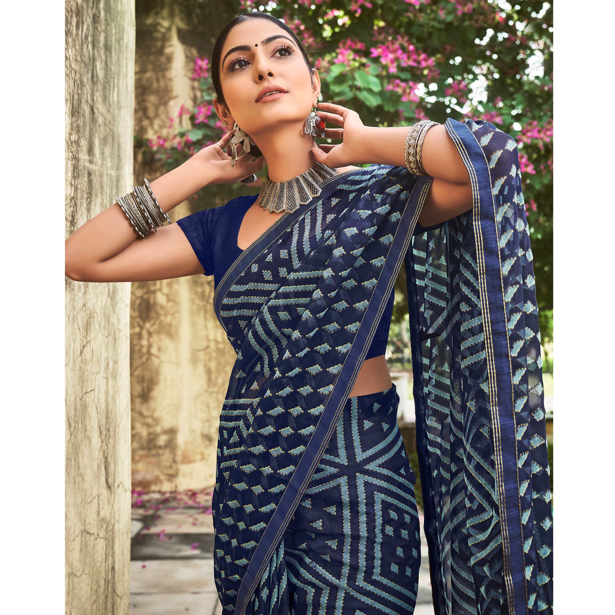 LTFAB-SAKHI-2945