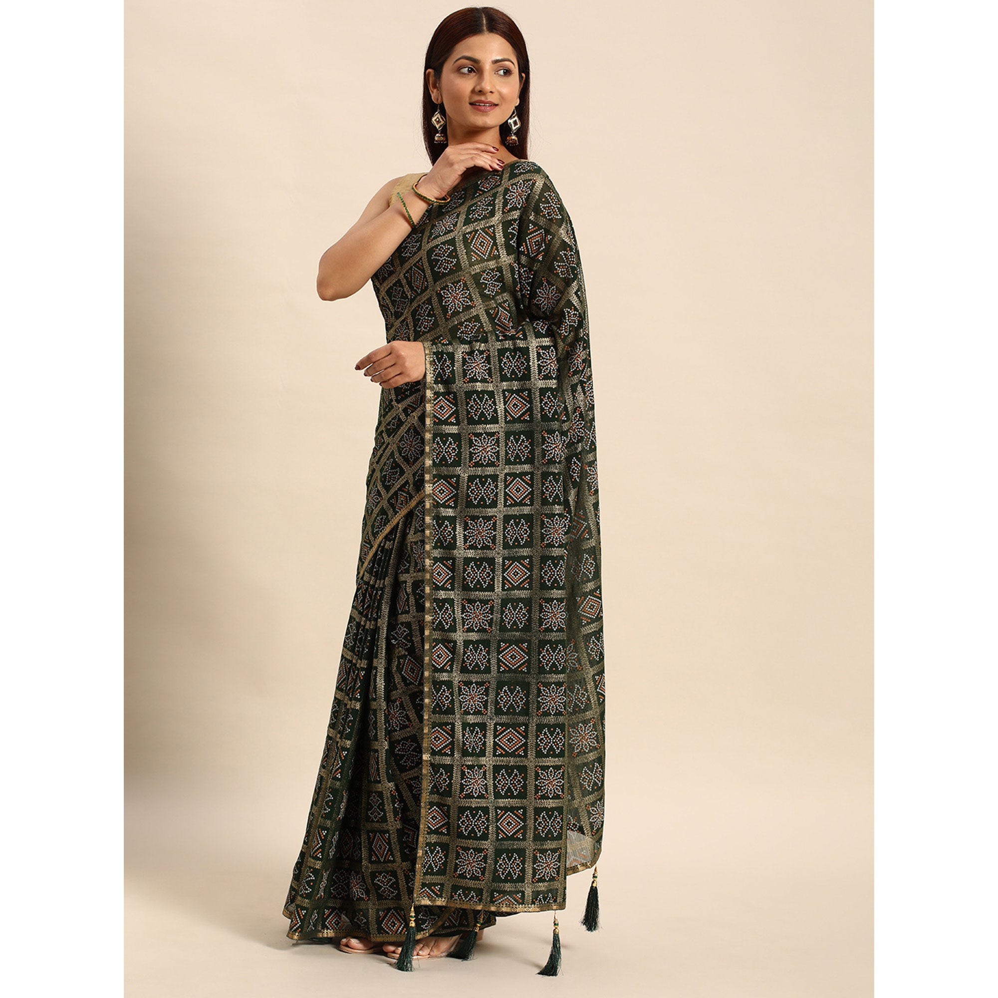 Green Bandhani Foil Printed Zomato Saree With Tassels