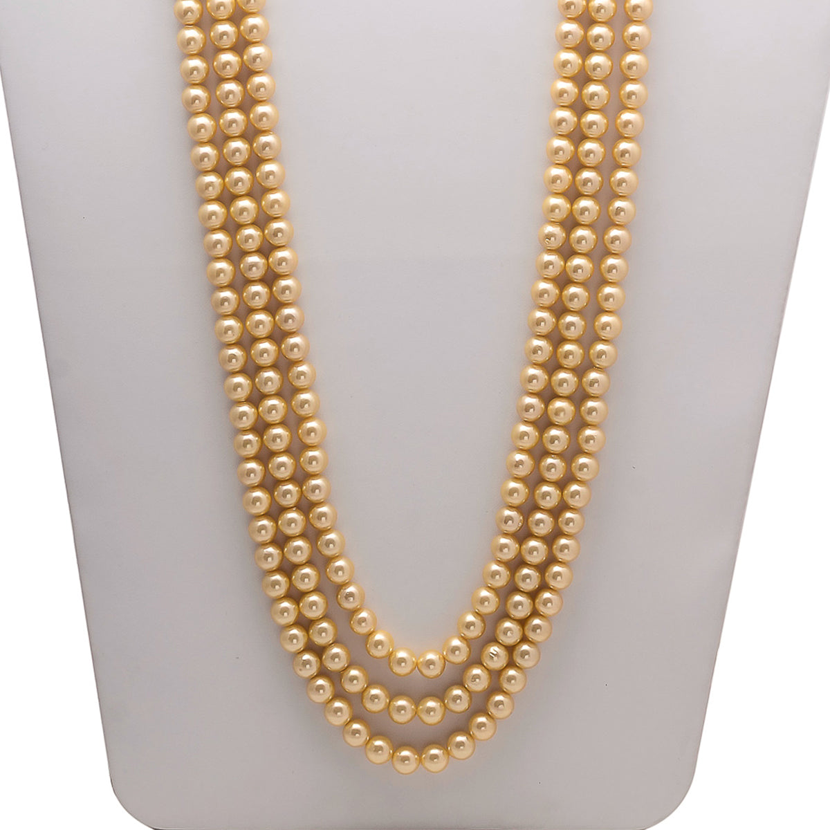 Golden Round Shape Pearl Neckline