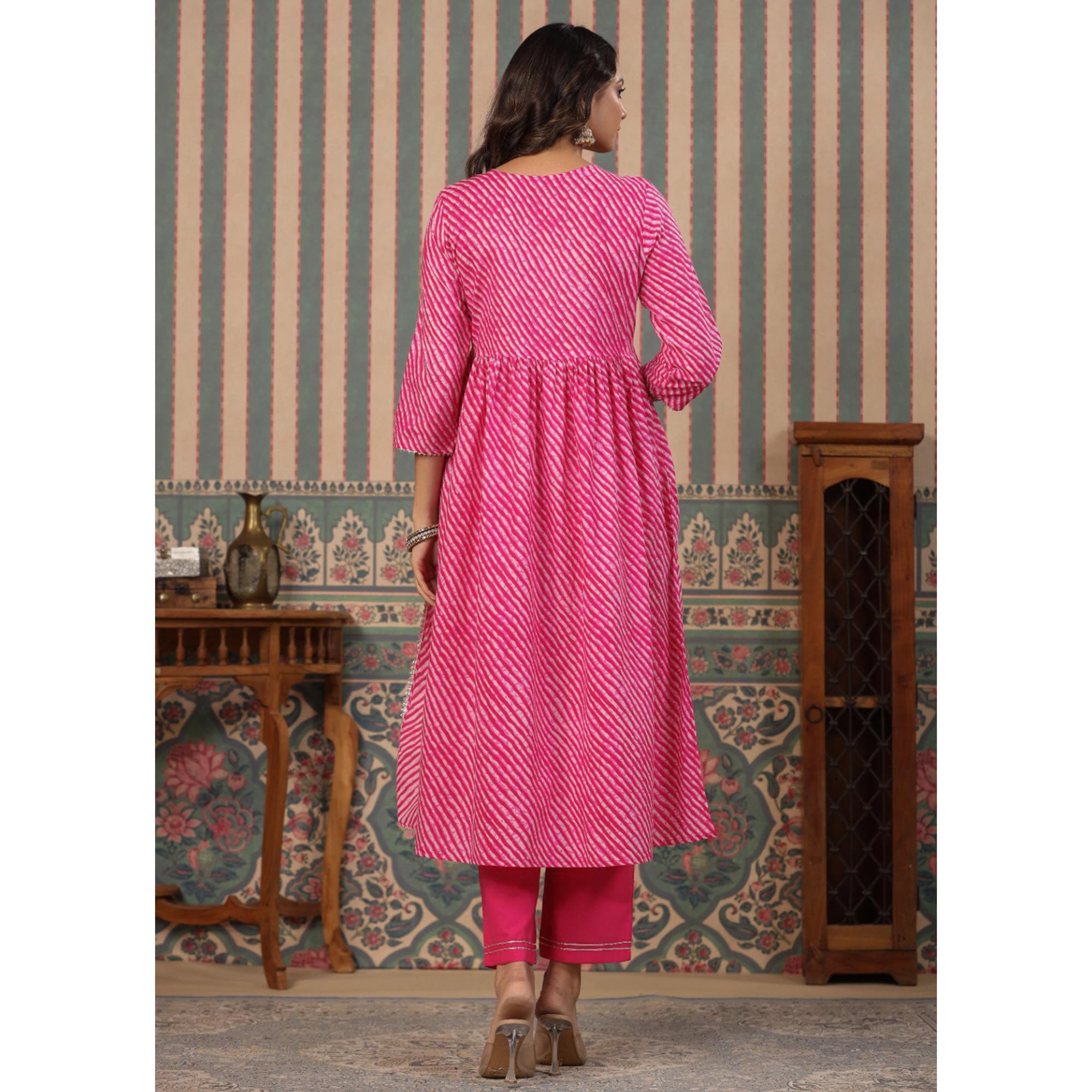 AARD-FOCUS-1567-PINK