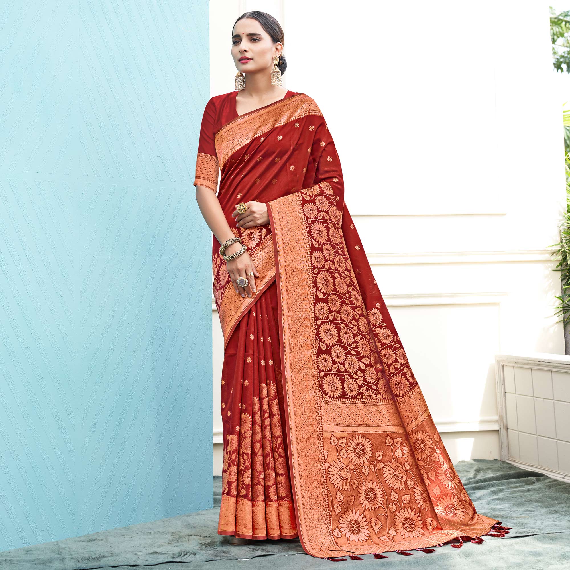 Red Floral Woven Art Silk Saree