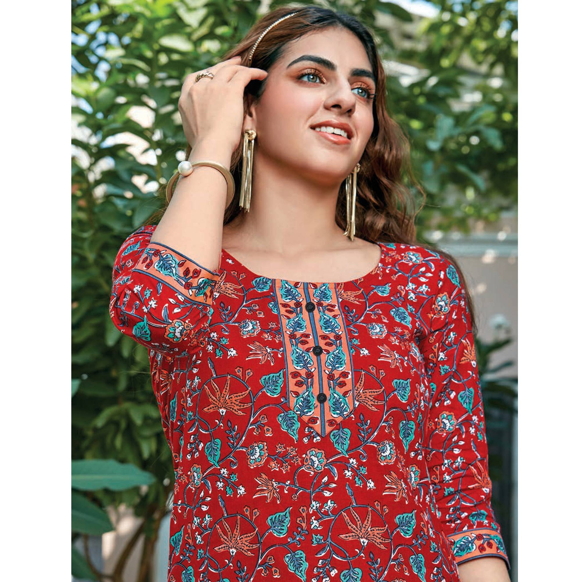 Red Floral Printed Cotton Blend Kurti