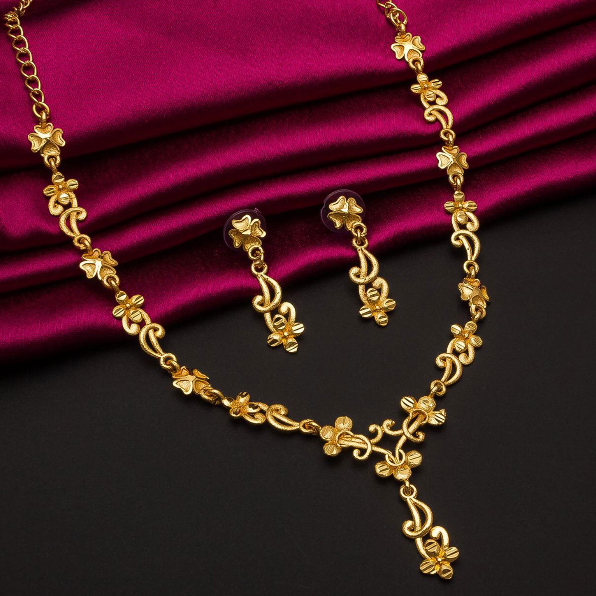 Gold Plated Alloy Necklace Set