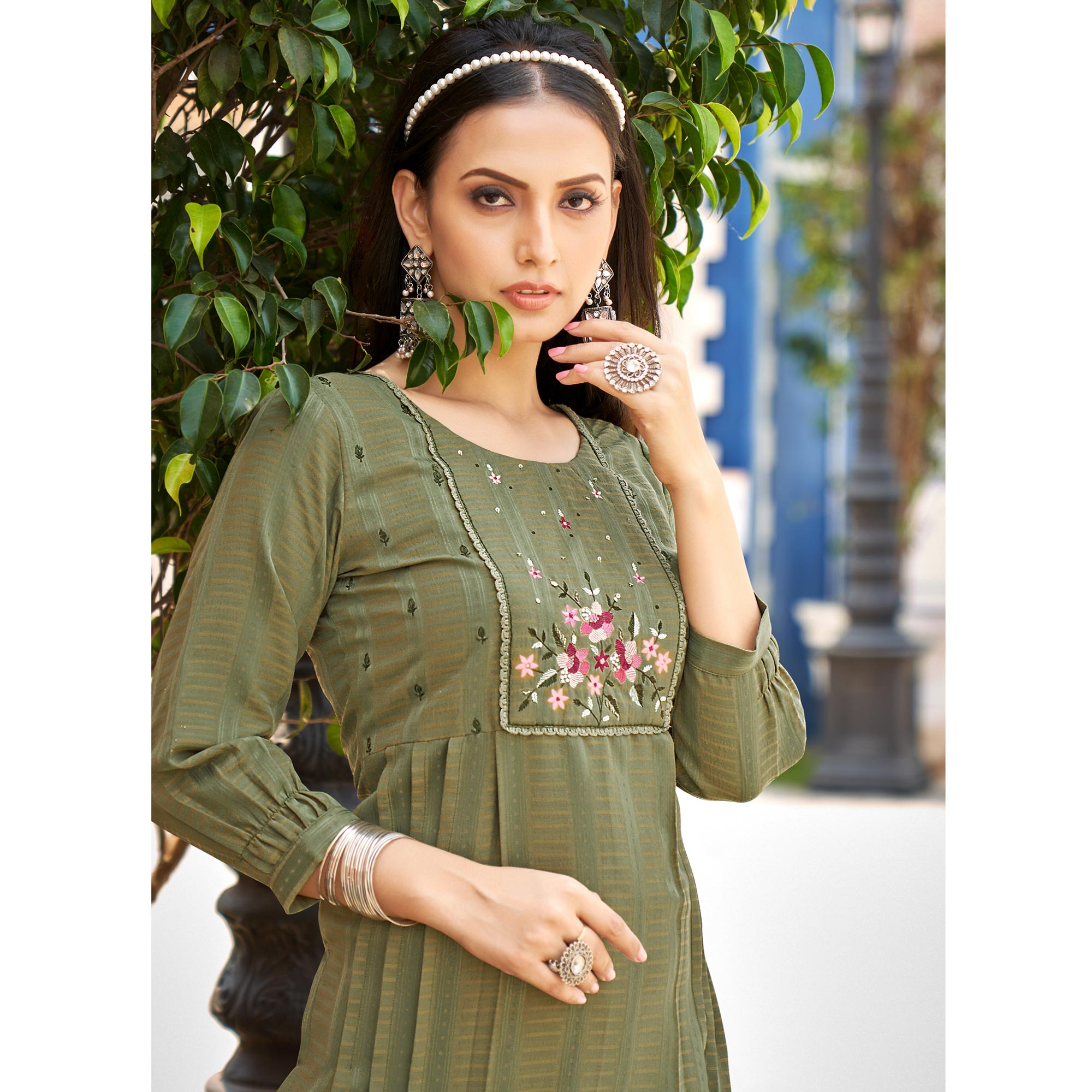 AARD-NOORI-13756
