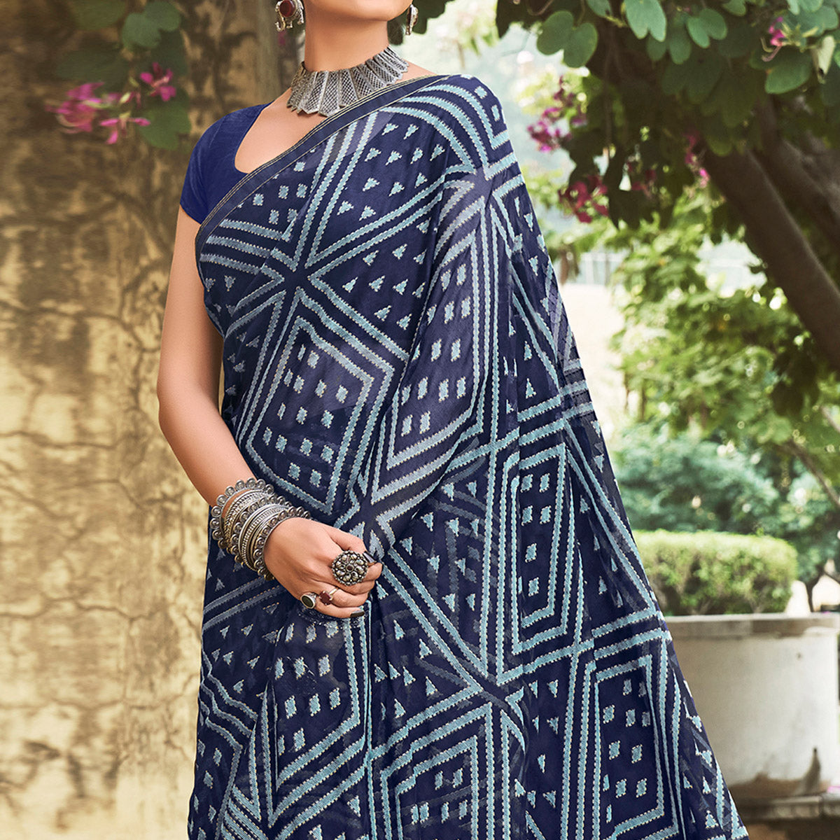 LTFAB-SAKHI-2945