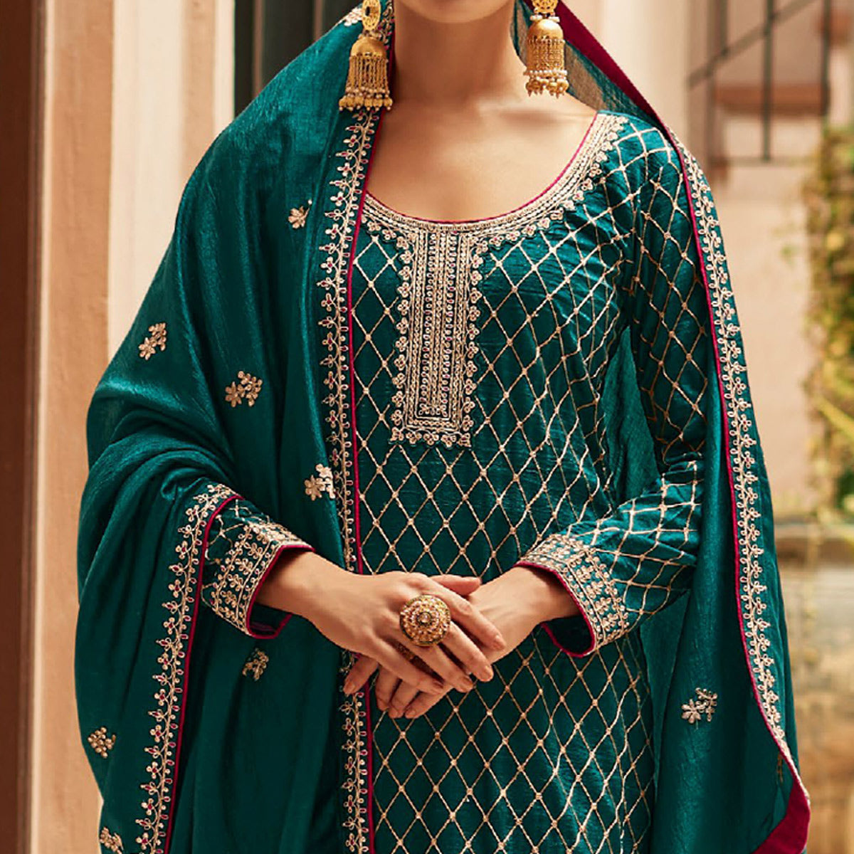 AA-NARGIS-9444