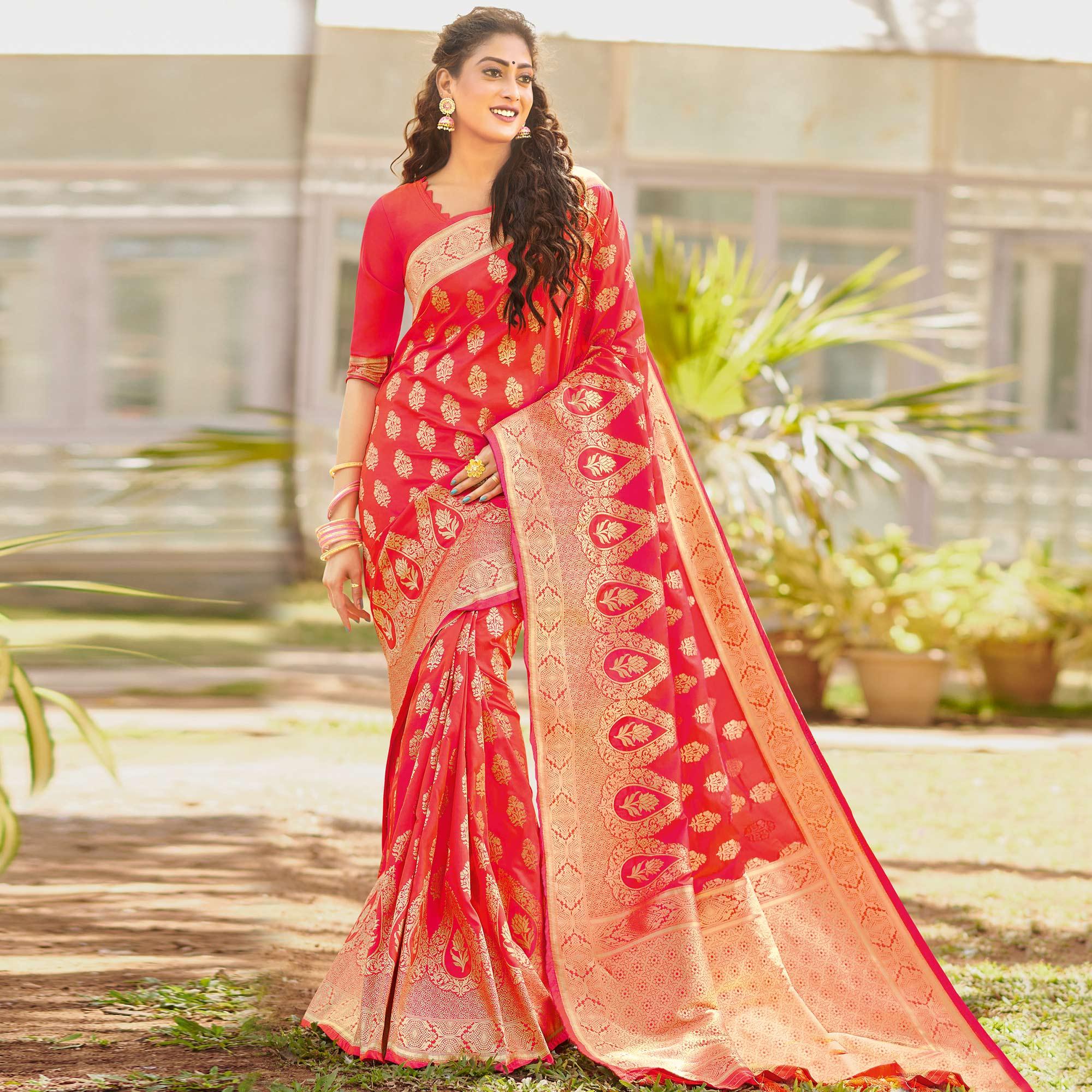 Flamboyant Pink Colored Festive Wear Woven Silk Saree - Peachmode