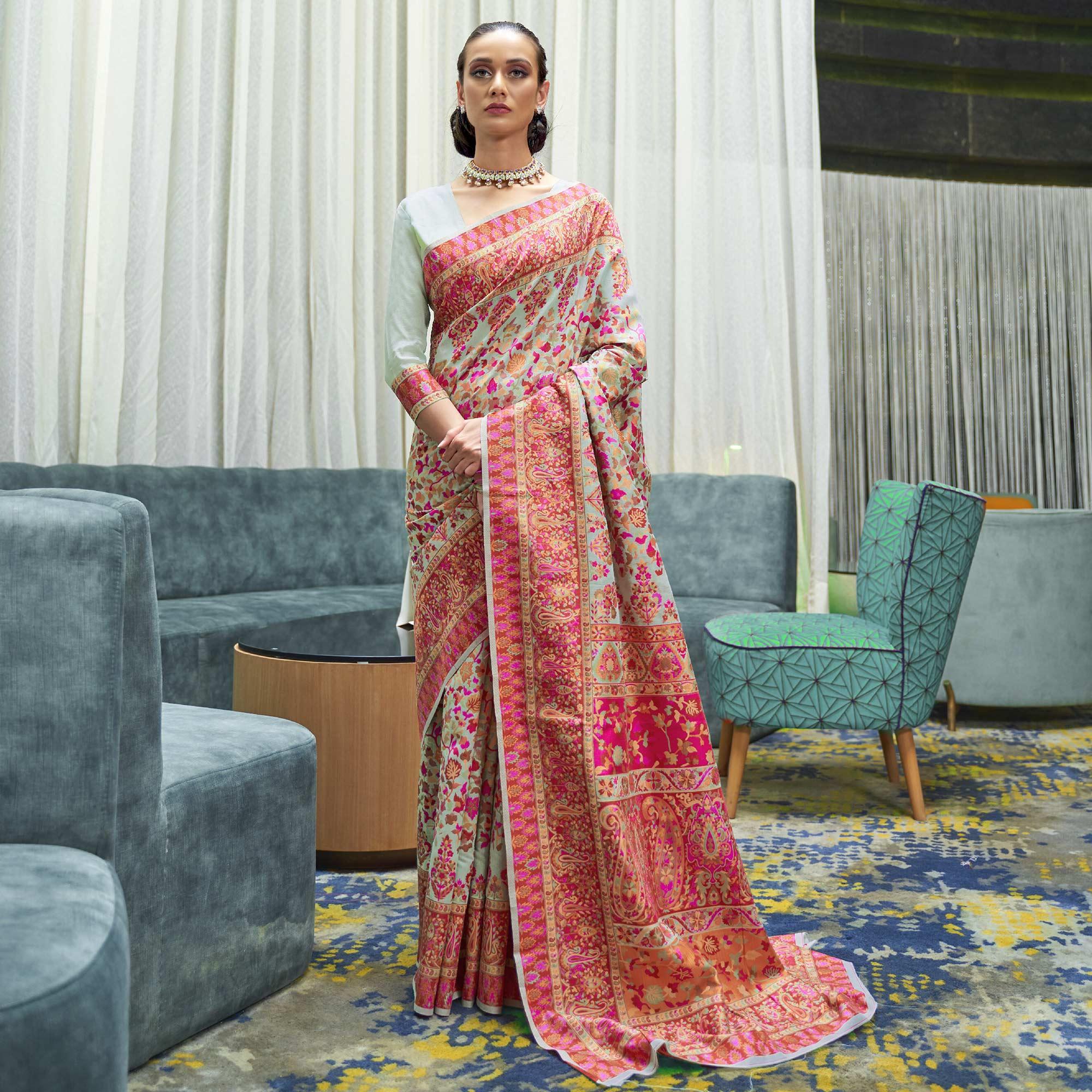 Gleaming Green Coloured Festive Wear Handloom Woven Silk Saree - Peachmode