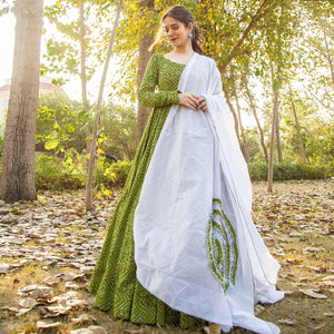 Glorious Partywear Designer Bandhani Green Colored Pure Muslin Anarkali Suit With Dupatta - Peachmode