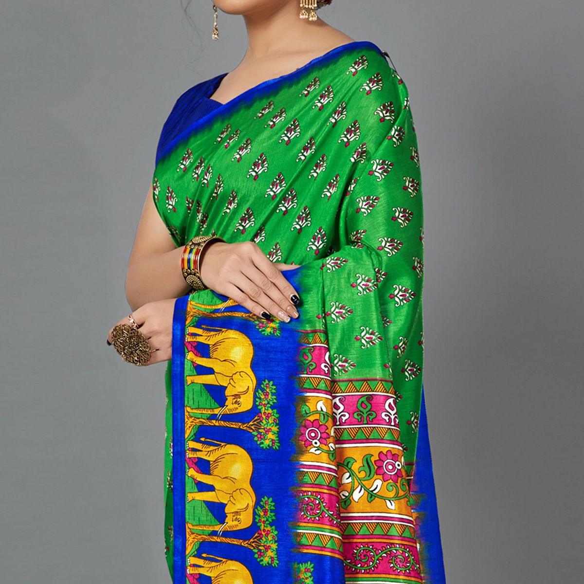 Green Casual Art Silk Printed Saree With Unstitched Blouse - Peachmode