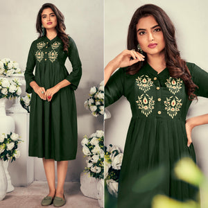 Green Casual Wear Embroidered Rayon Maternity Kurti - Peachmode