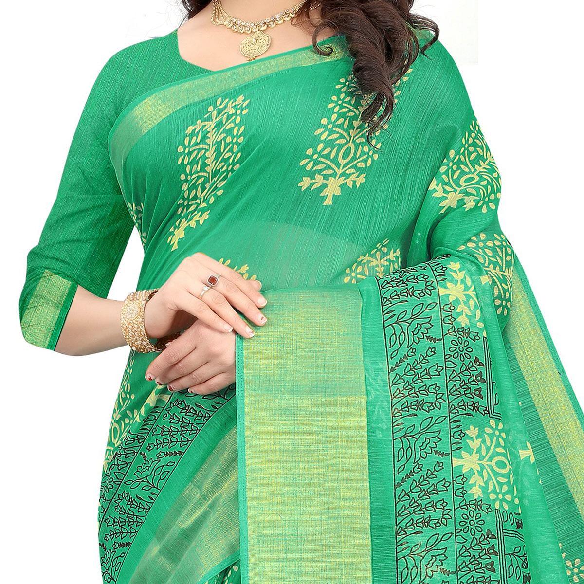 Green Casual Wear Floral Printed Cotton Linen Saree - Peachmode