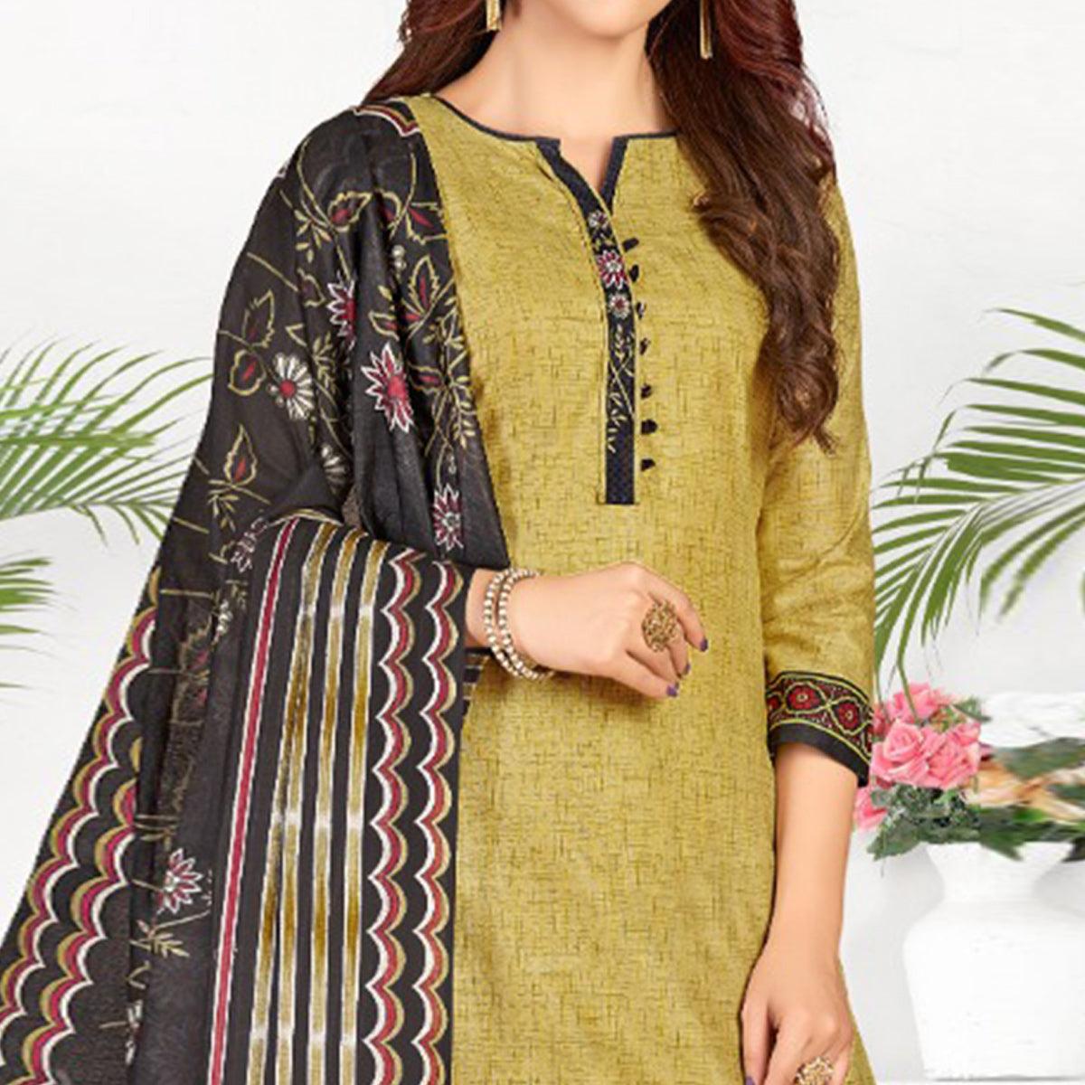 Green Casual Wear Printed Cotton Patiala Dress Material - Peachmode