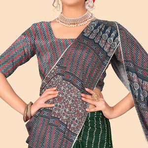 Green Digital Printed With Fancy Border Chiffon Saree - Peachmode