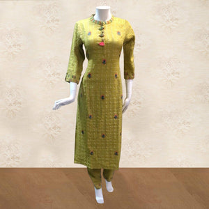 Green Embroidered Georgette Kurti-Pant Set - Peachmode