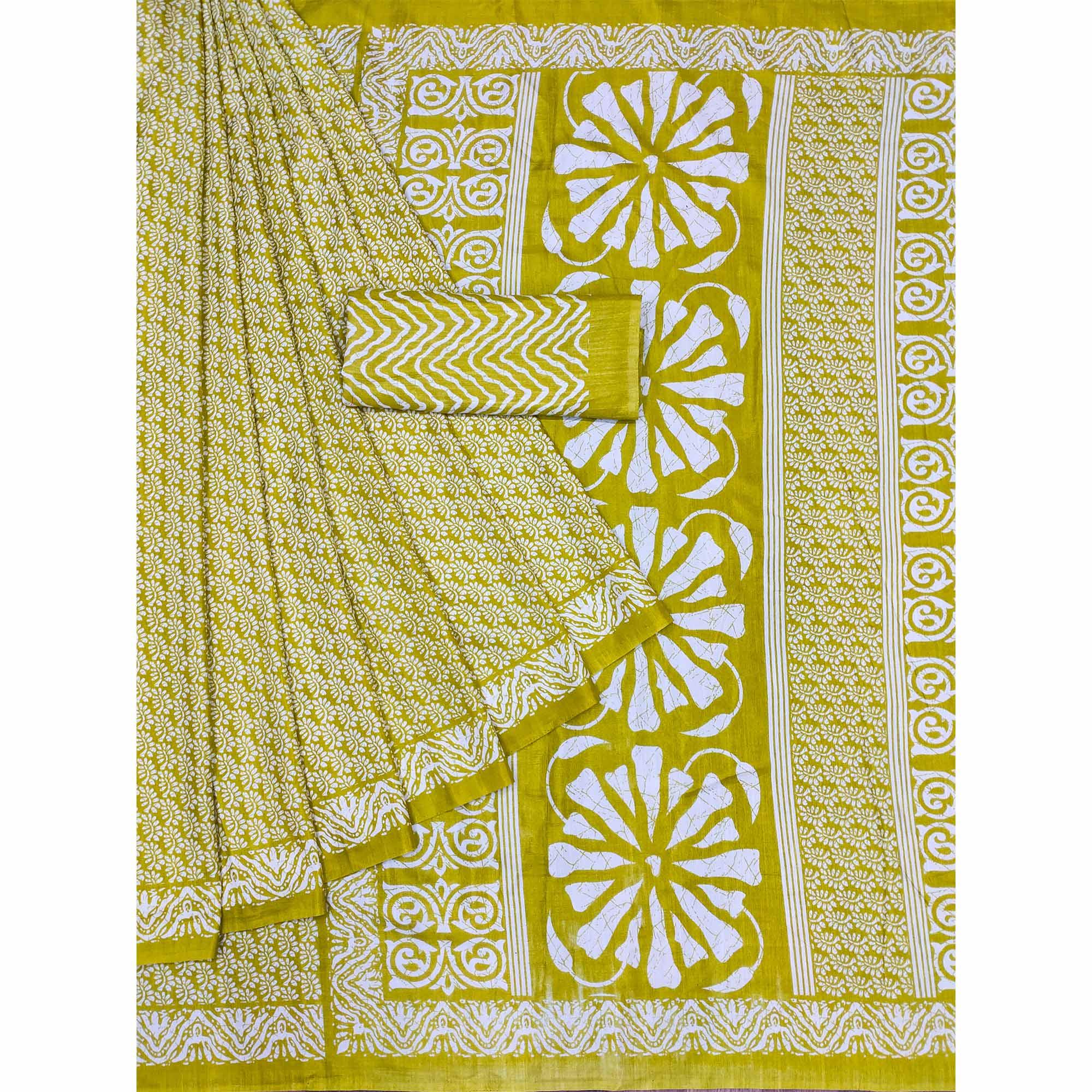 Green Floral Printed Raw Silk Saree - Peachmode