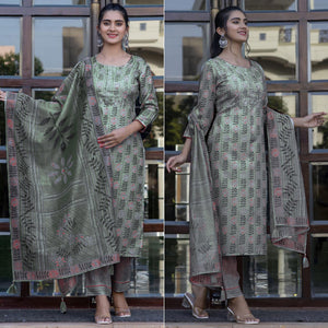 Green Floral Printed Rayon Kurti Pant Set With Dupatta - Peachmode