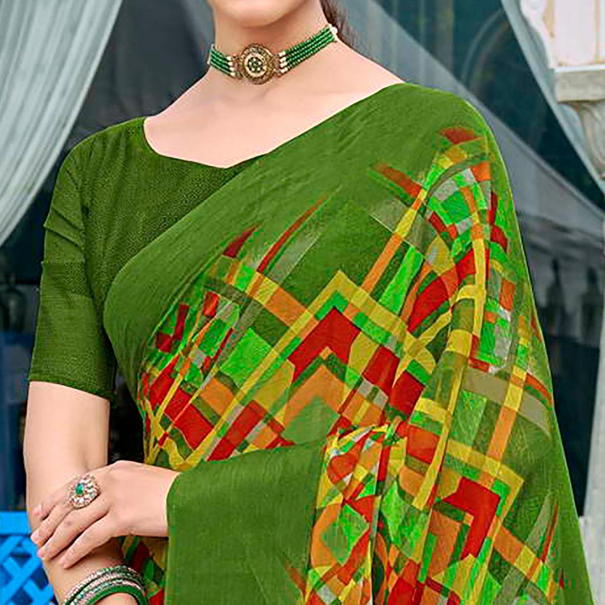 Green Geometric Printed Chiffon Saree - Peachmode