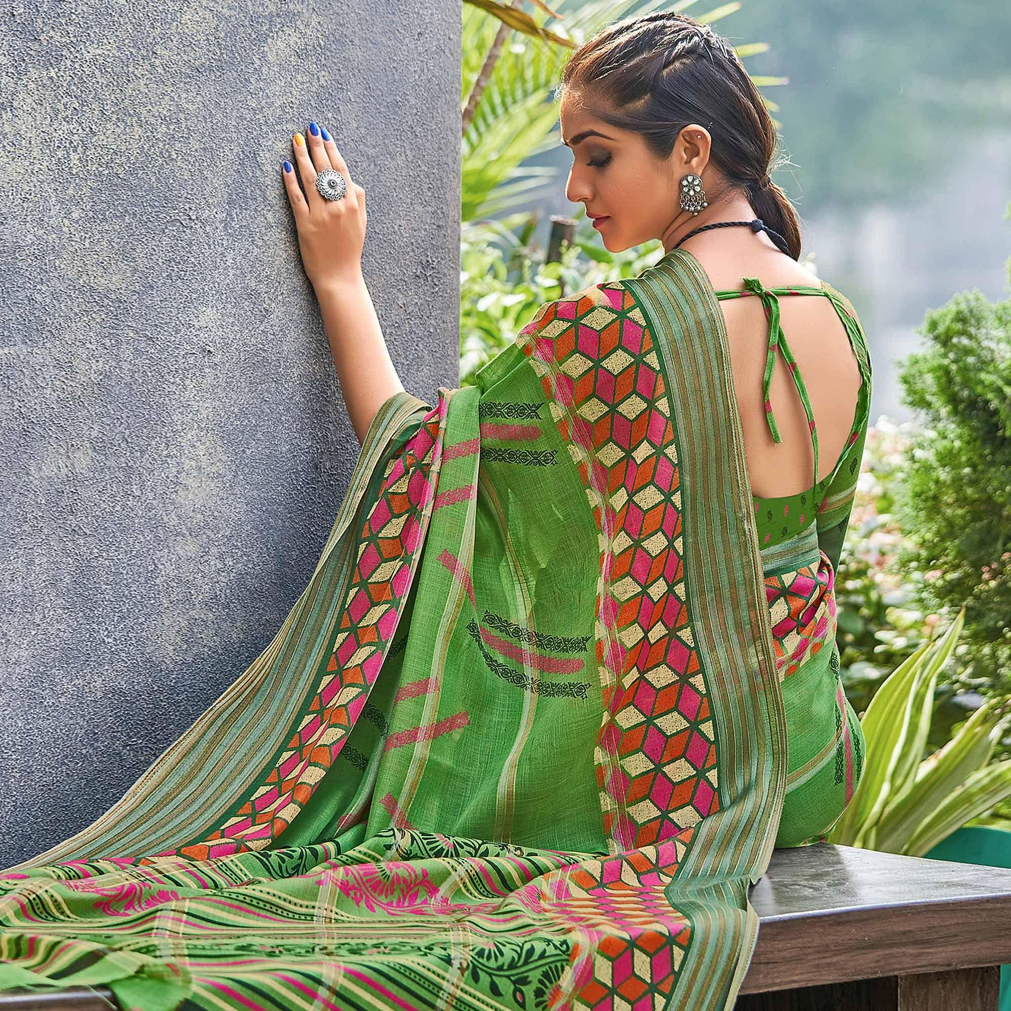 Green Geometric Printed Linen Saree - Peachmode