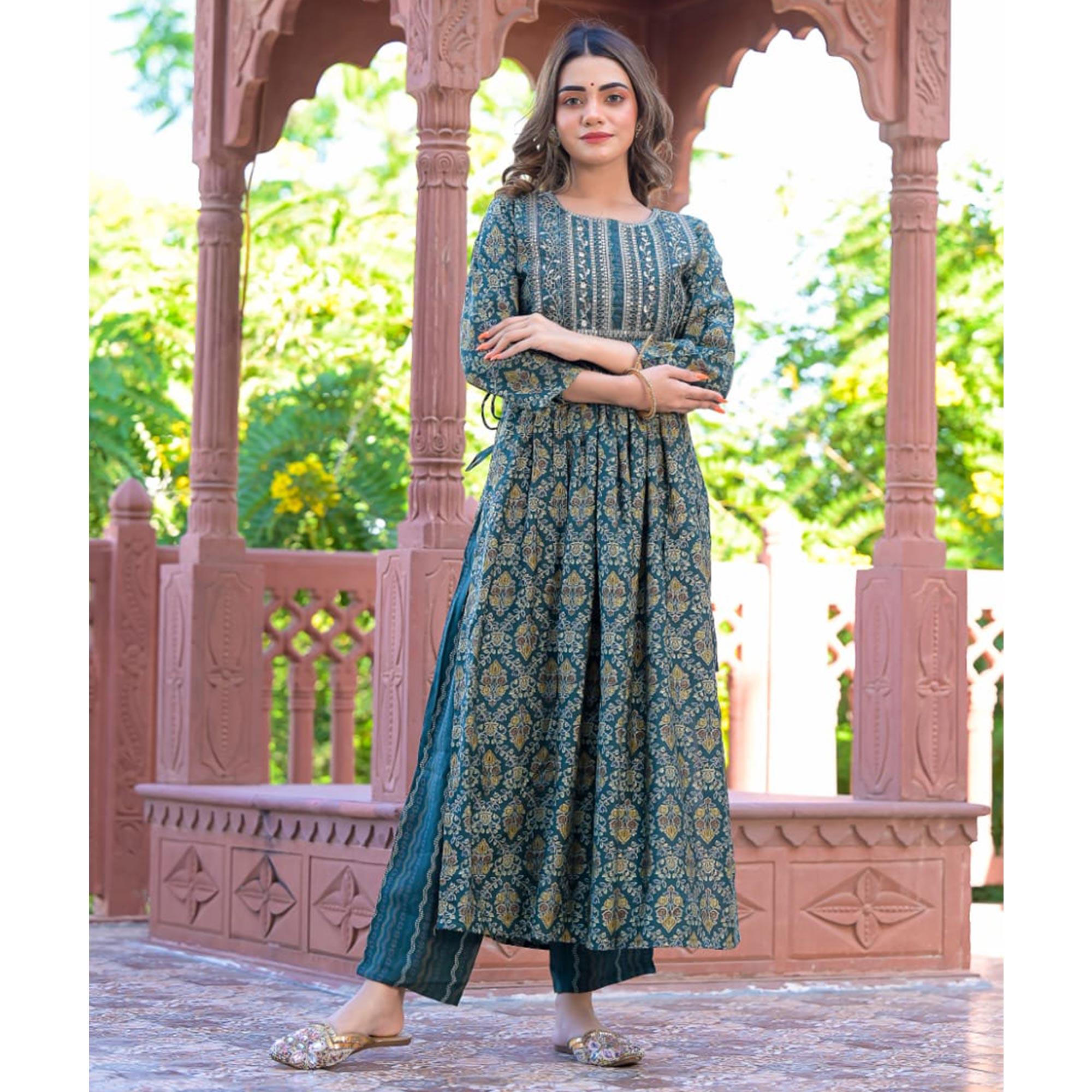 Green Printed-Embroidered Chanderi Kurti Pant Set With Dupatta - Peachmode