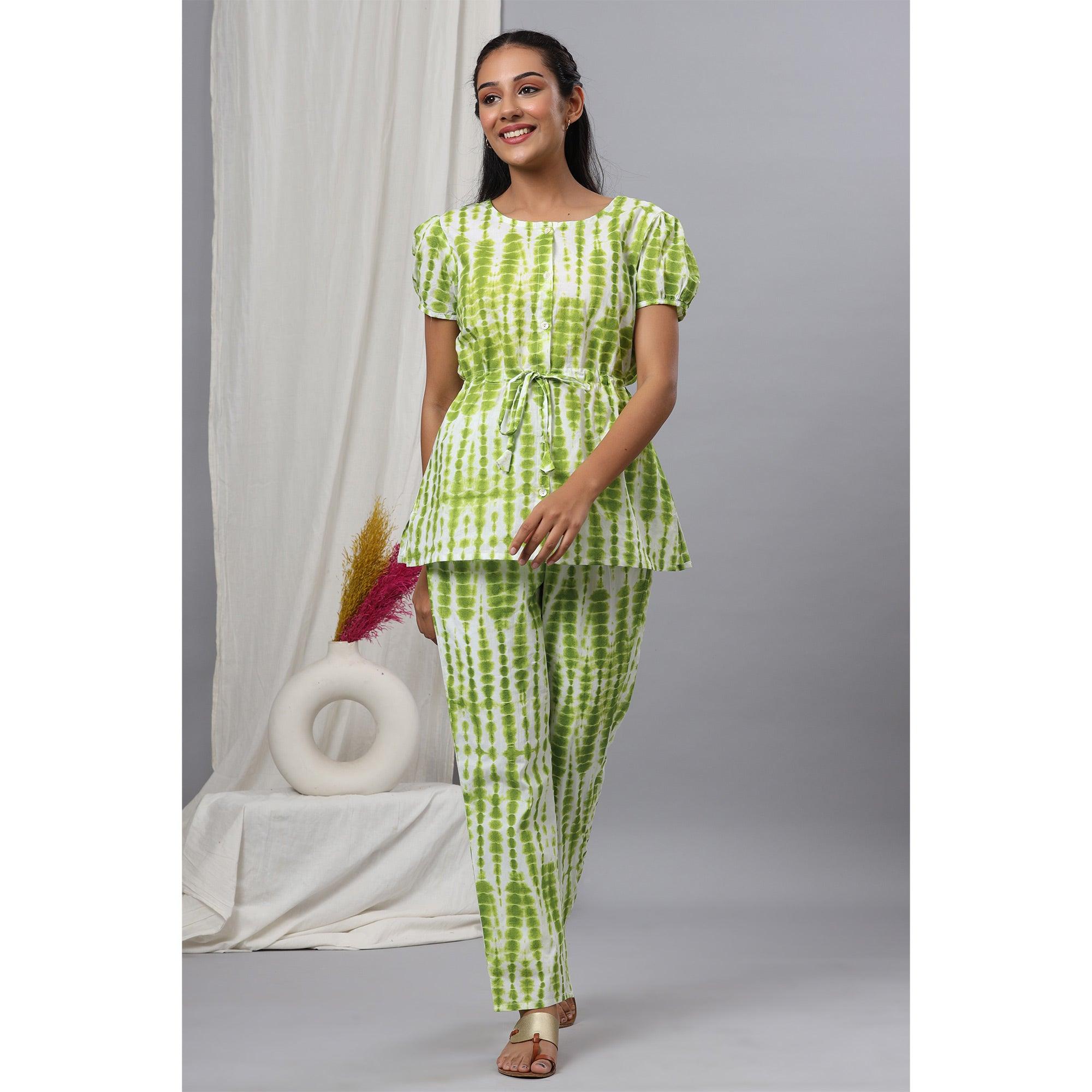 Green Printed Pure Cotton Night Suit - Peachmode