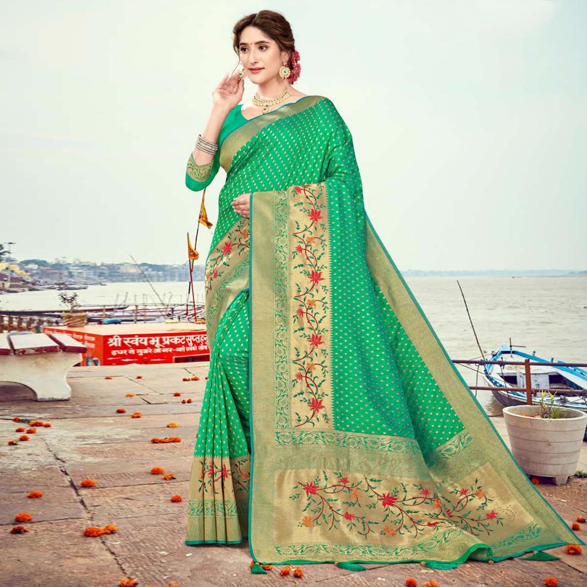 Green Woven Cotton Silk Saree - Peachmode