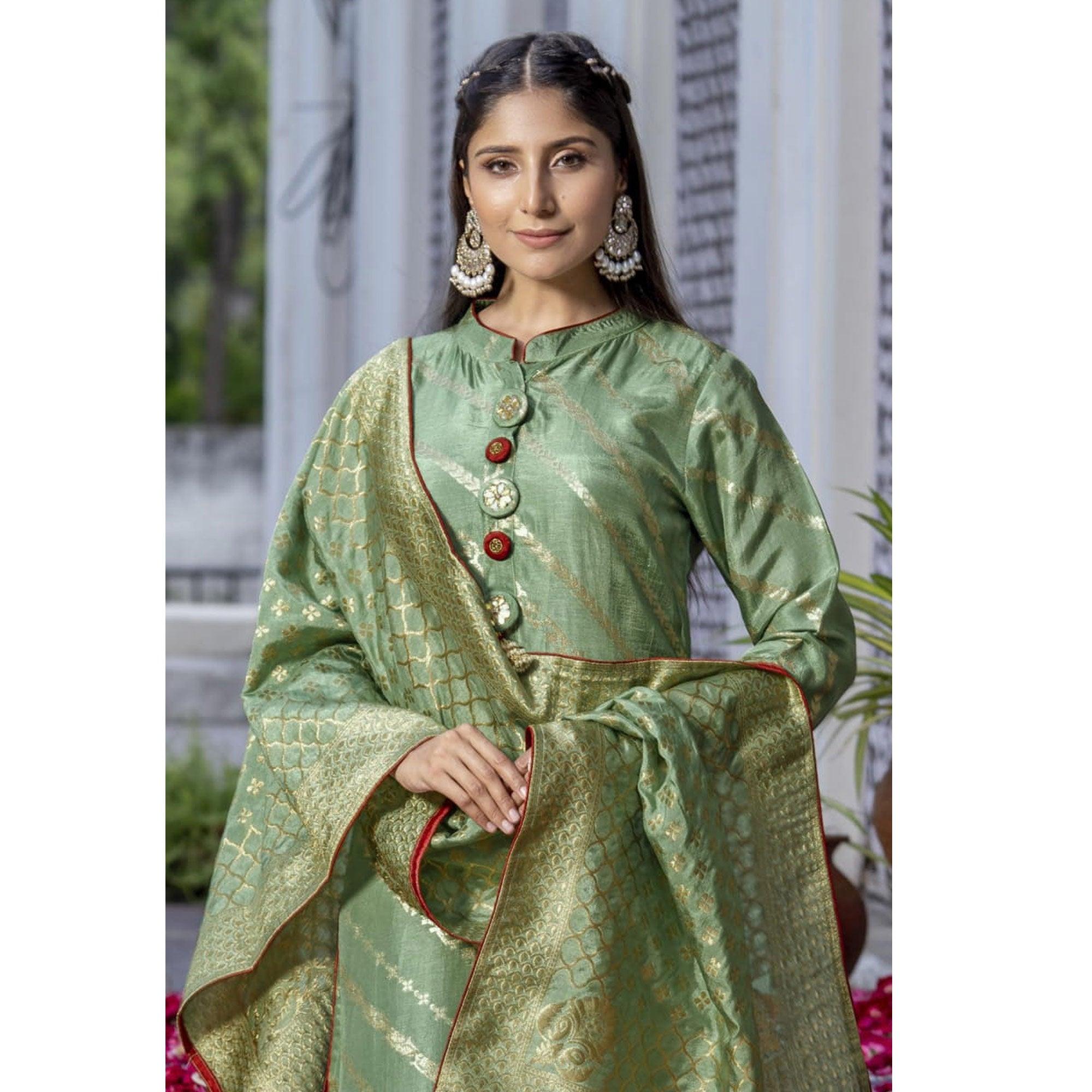 Green Woven Dola Silk Kurti Pant Set With Dupatta - Peachmode
