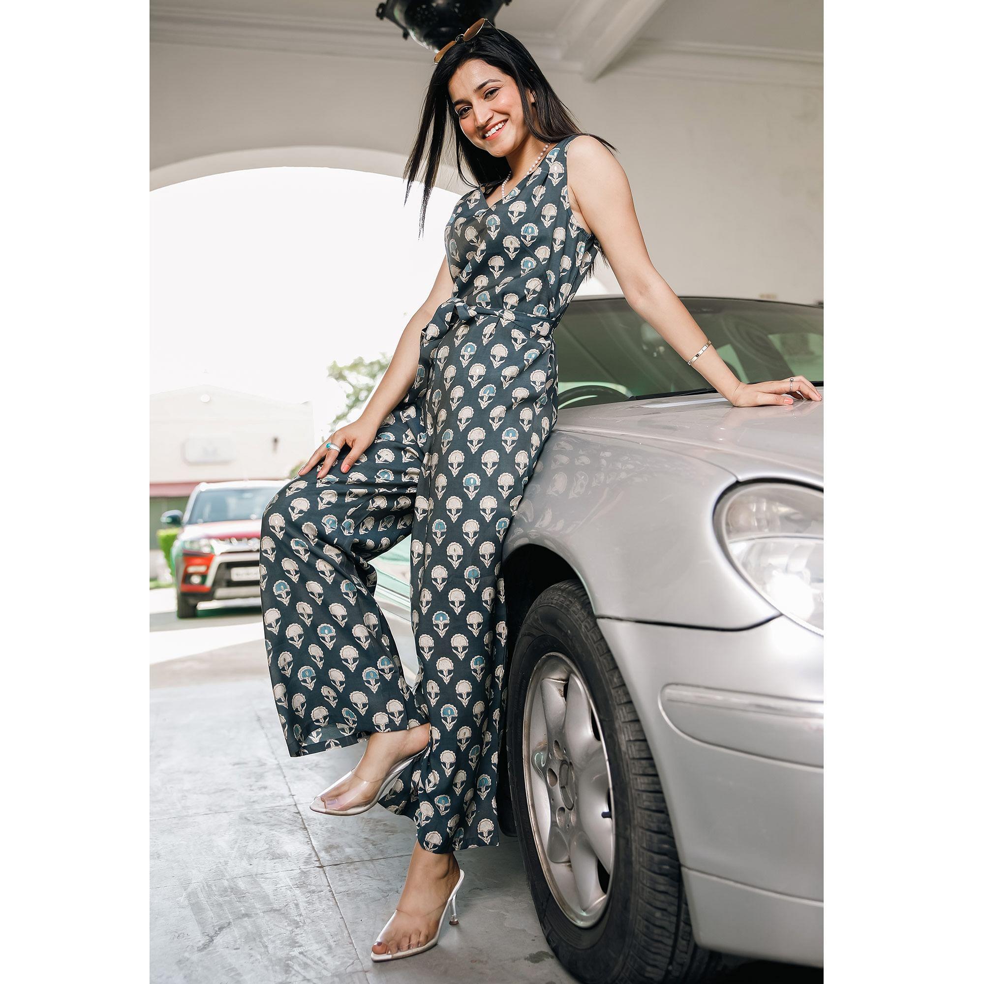 Grey Casual Wear Printed Cotton Jumpsuit - Peachmode