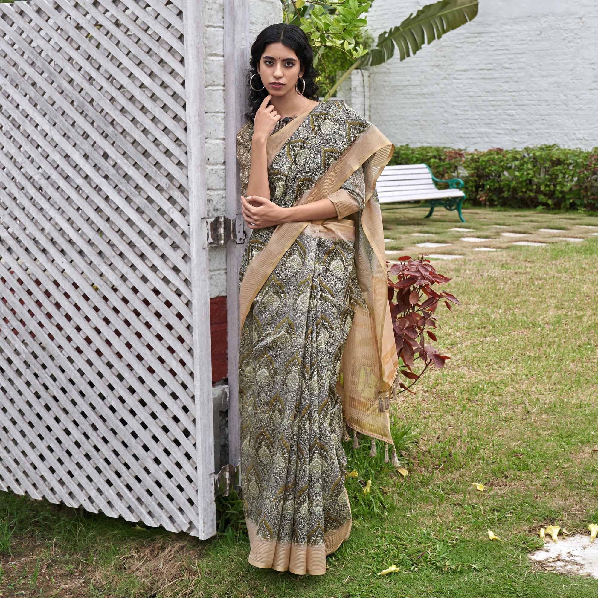 Grey Digital Printed Art Silk Saree - Peachmode