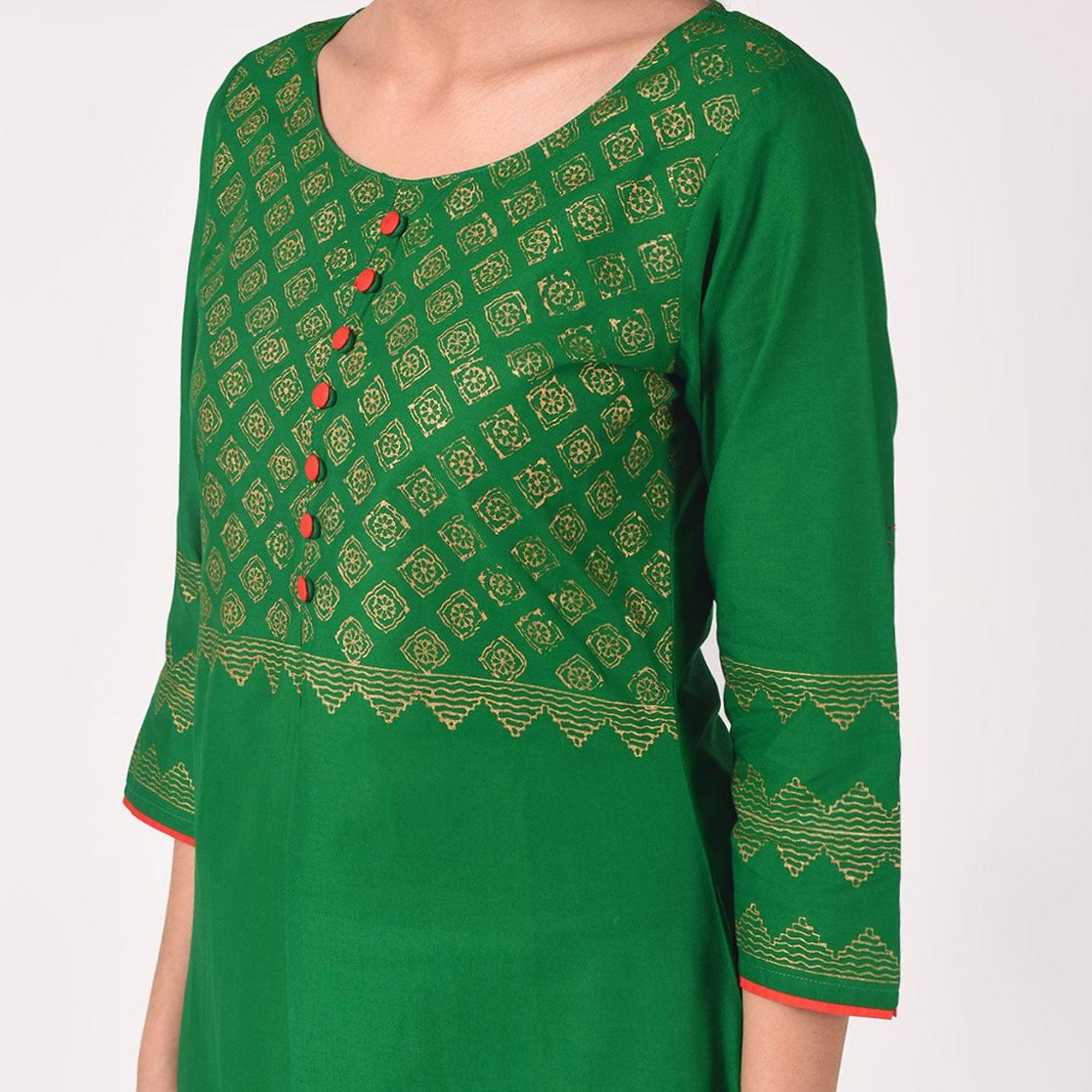 Maai - Green Casual Block Printed Cotton Kurti - Peachmode