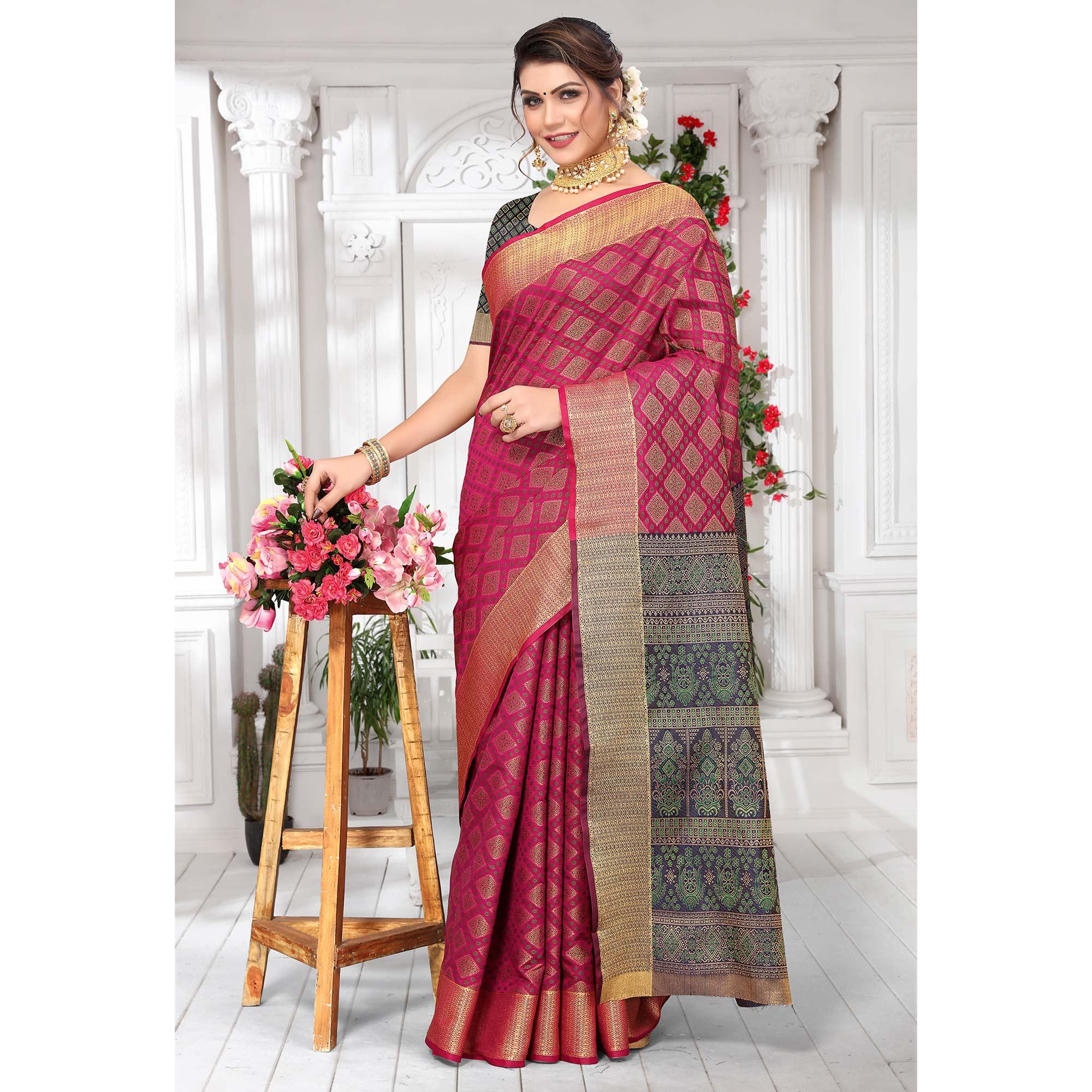 Magenta Pink Woven Jacquard Saree - Peachmode
