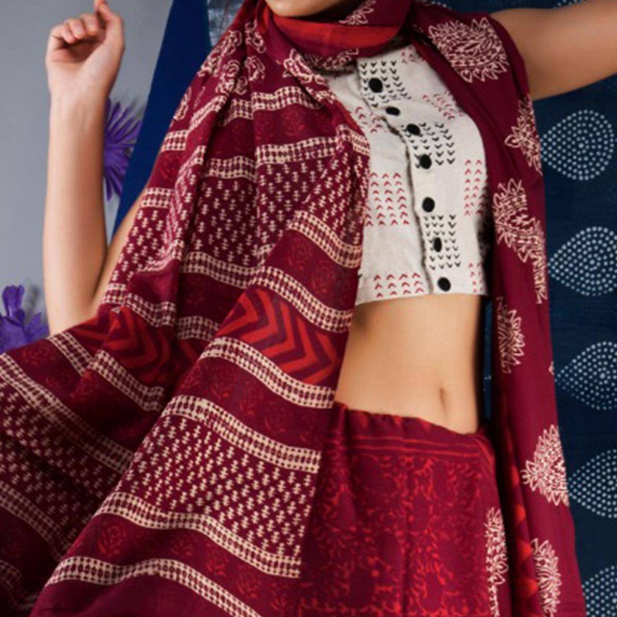 Maroon Abstract Printed Linen Saree - Peachmode