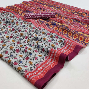 Off-White Floral Printed Pure Cotton Saree - Peachmode
