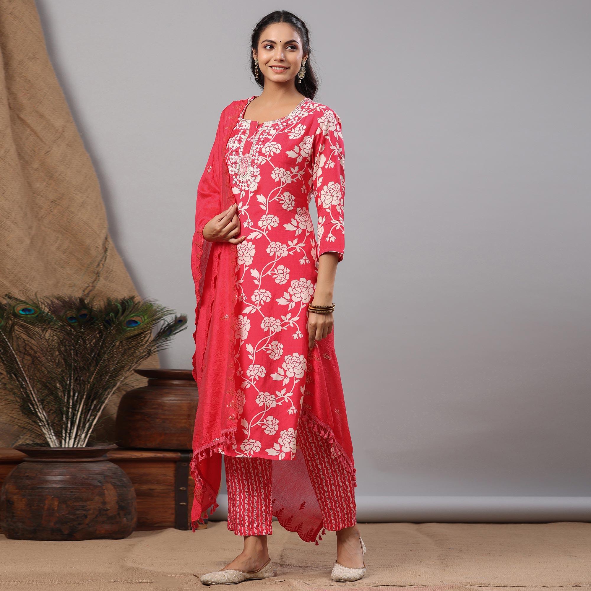 Pink Printed With Embroidered Muslin Kurti Pant Set With Dupatta - Peachmode