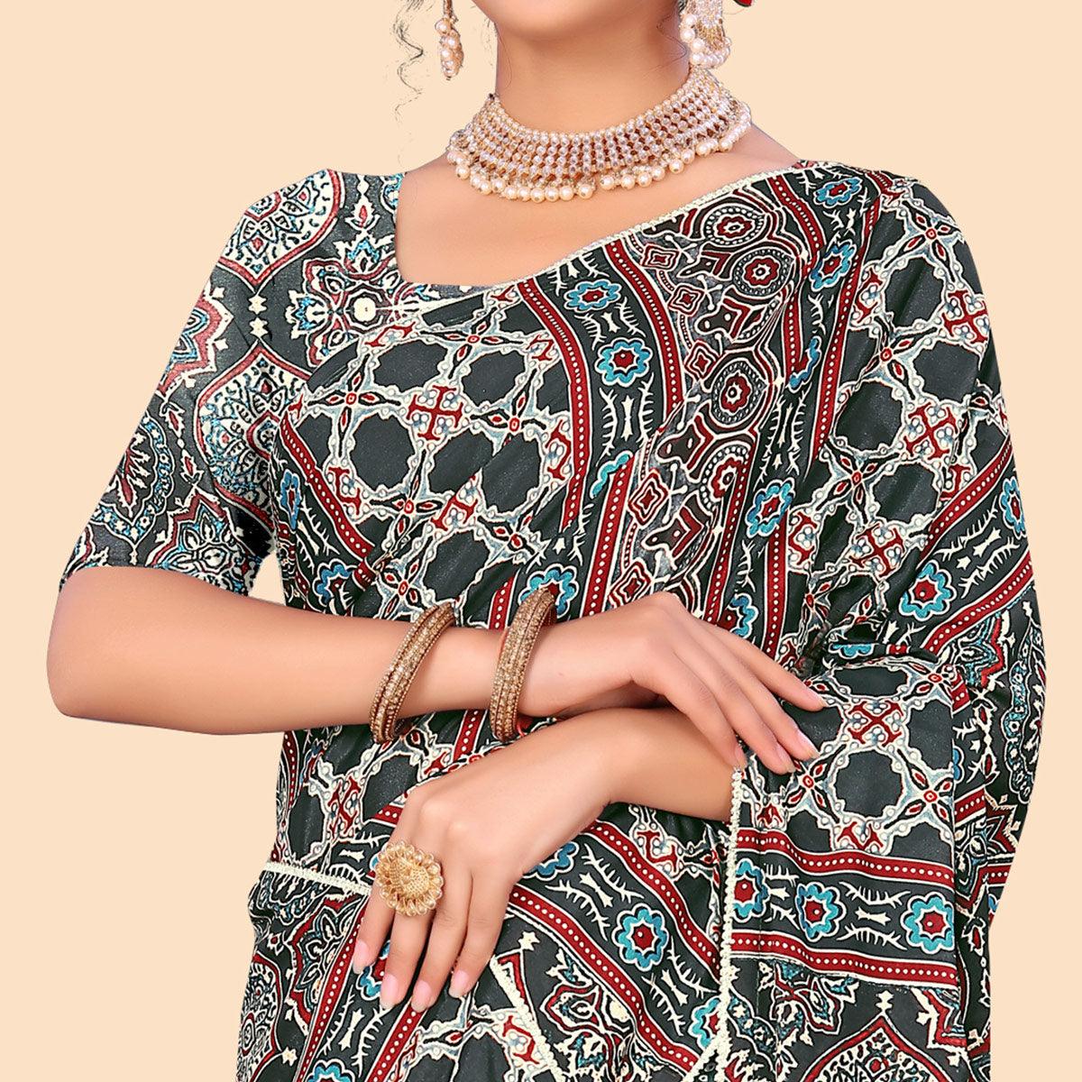 Rama Green Digital Printed With Fancy Border Chiffon Saree - Peachmode